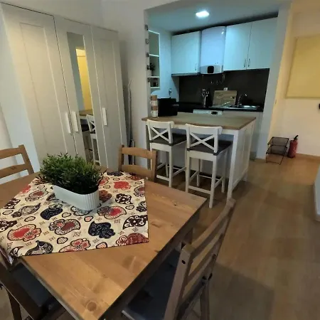 Apartment Lisbon, Cozy In Paco De Arcos, Oeiras Paço de Arcos